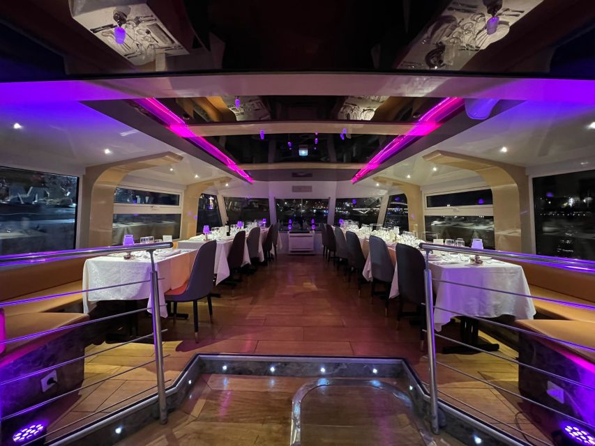 Paris : Seine River Lunch cruise from Eiffel Tower - Lunch with the Eiffel Tower as your starting point