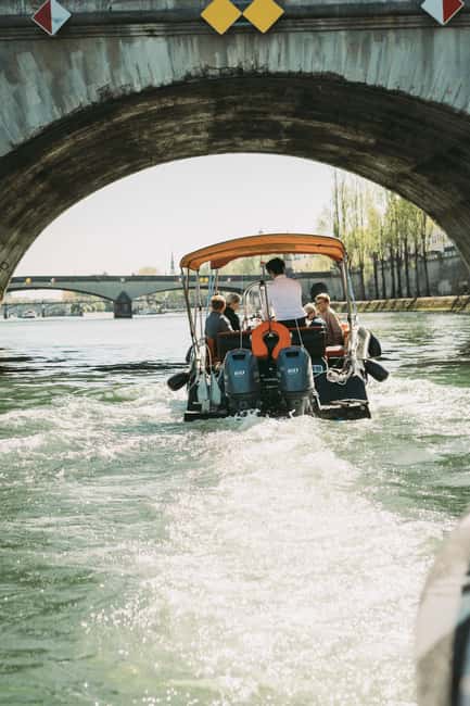Paris: Seine River Private Cruise - FAQ