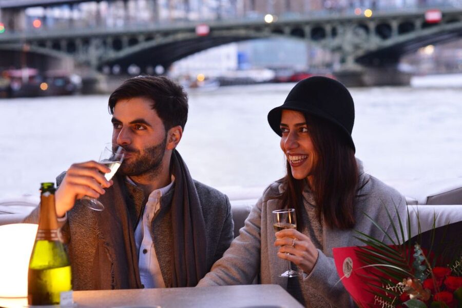 Paris: Seine River Private Guided Pontoon Boat Cruise - Is $577 a good value?