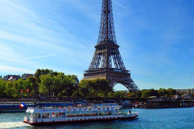 Paris Seine River Sightseeing Guided Cruise Vedettes du Pont Neuf - Starting beneath Paris’s oldest bridge