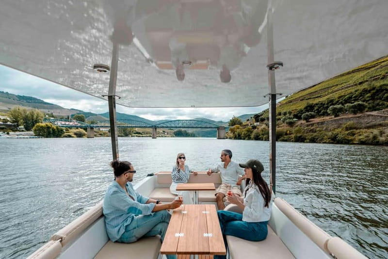 Pinhão: Douro River Solar Boat Tour with Wine Tasting - Should you book the Daurum Solar Boat Tour?