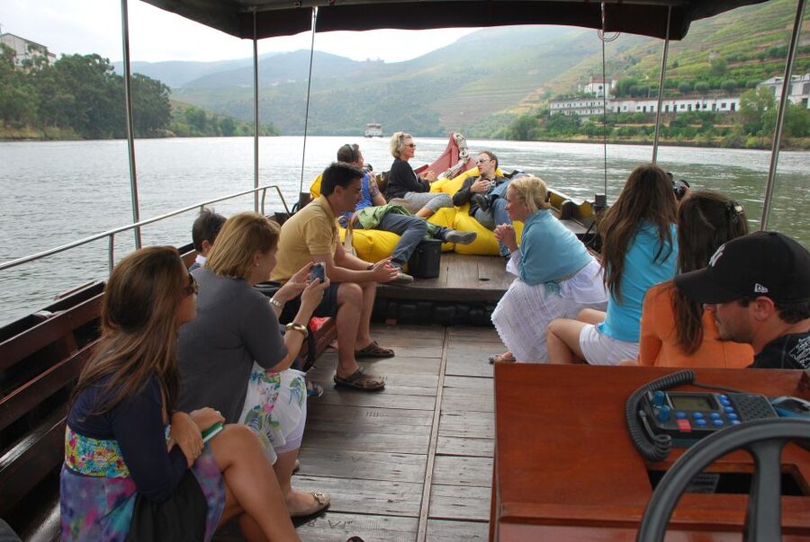 Pinhão: Private Rabelo Boat Tour along the River Douro - Timing, Meeting Point, and Access