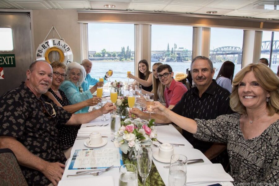 Portland: Brunch Cruise on Willamette River - Should you book the Portland brunch cruise?