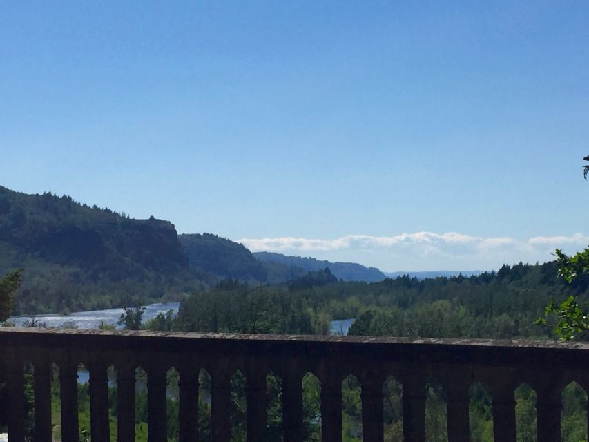 Portland: Columbia River Gorge 3-Hour Small Group Tour - Weather, clothing, and what to bring