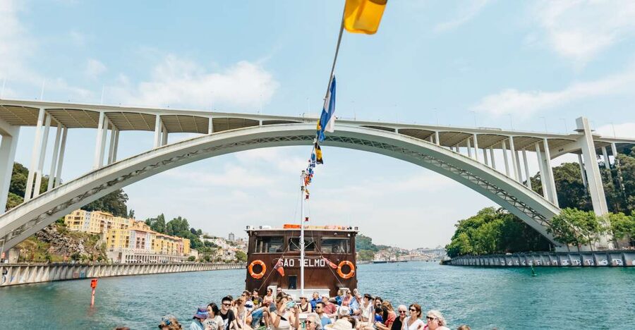Porto: 6 Bridges Douro River Cruise - From Ribeira to the six bridges