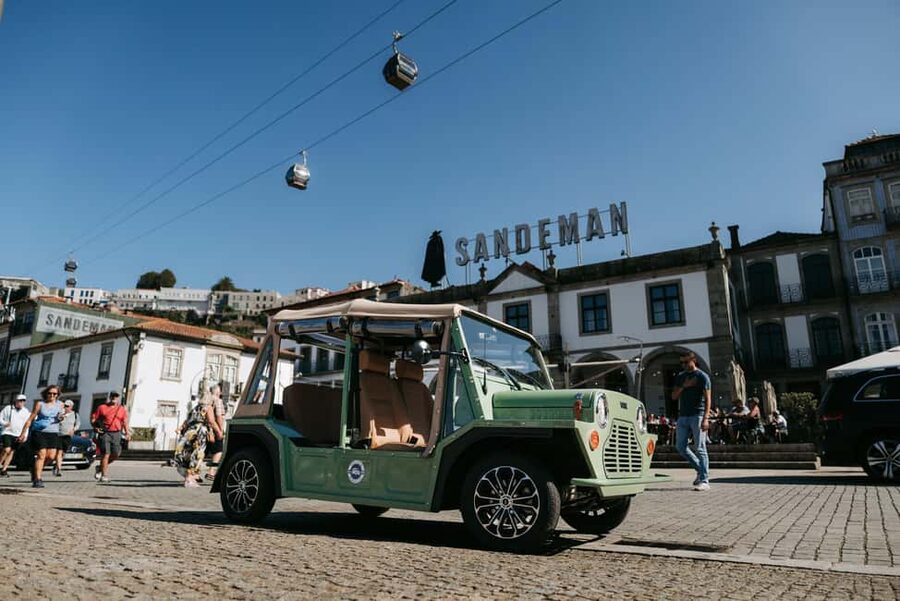 Porto and Foz: Private Douro City Tour in an Electric Ford T - From the river to Fort São João