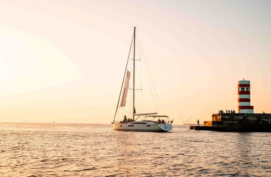 Porto: Daytime or Sunset Douro River Cruise With Port Wine - Choosing Between Daytime and Sunset