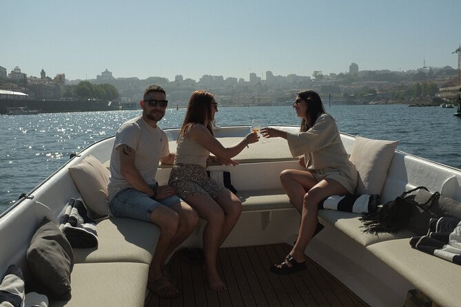 Porto: Douro River Boat Cruise with Port Wine and Snacks - Why the Douro is the star of this Porto tour