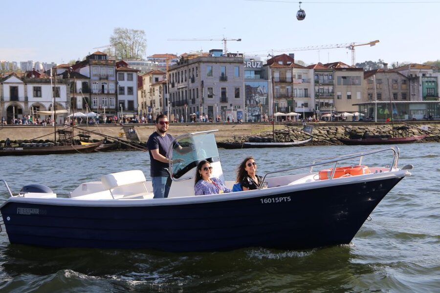 Porto: Douro River Cruise w/ Portuguese Wines & Local Host - Why the Douro looks different from a small boat