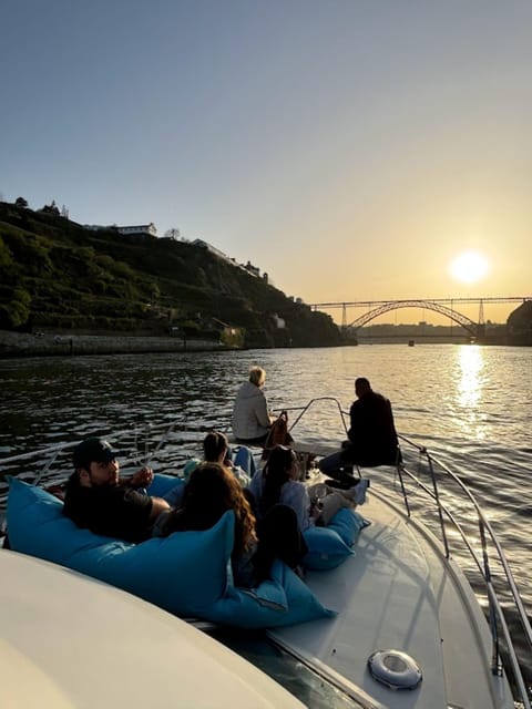 Porto: Douro River Cruise / Welcome Drink/with sunset option - Why the sunset departure is worth considering