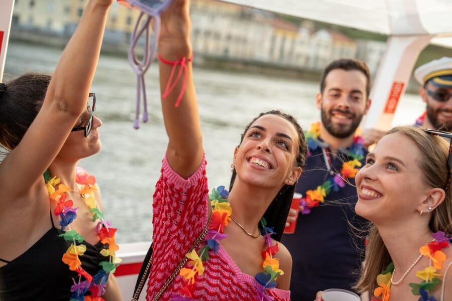 Porto: Douro River Party Boat with Sunset Option & 6 Bridges - How the value compares with other Porto activities