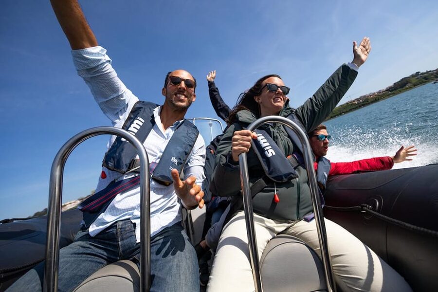 Porto: Douro River Speedboat Tour - Gaia, Serra do Pilar, and the six-bridge route