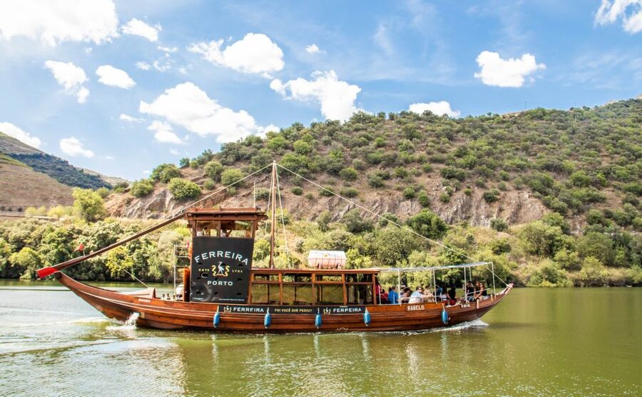 Porto: Douro Valley History & Wine Tour with Cruise & Lunch - The estate visit and three port tastings