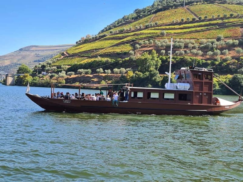 Porto: Douro Valley Tour at 2 Wineries with Lunch and Cruise - Two wineries, two different tasting experiences