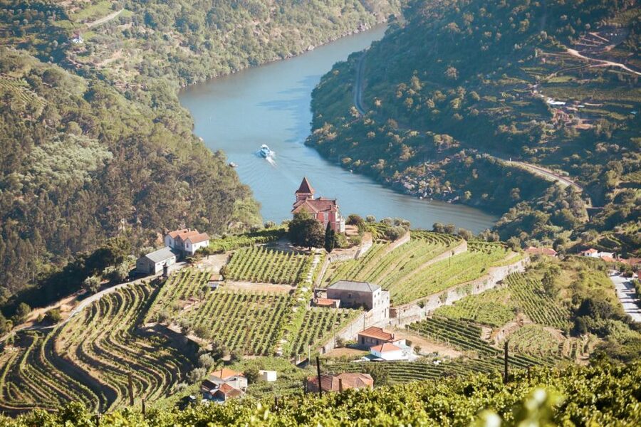 Porto: Douro Valley Tour with Wine Tasting, Cruise and Lunch - The road east and a coffee stop in Peso da Régua