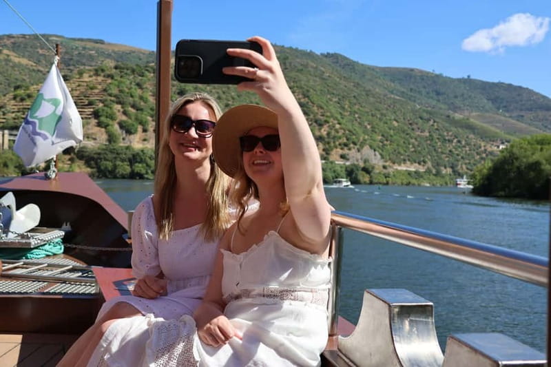 Porto: Douro Valley Wine Tour with Tastings, Lunch & Cruise - Key points at a glance
