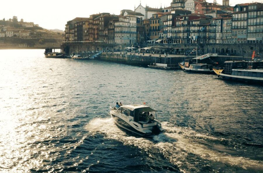 Porto: Private Boat Tour in Douro River - Guides, comfort, and the pace of the ride