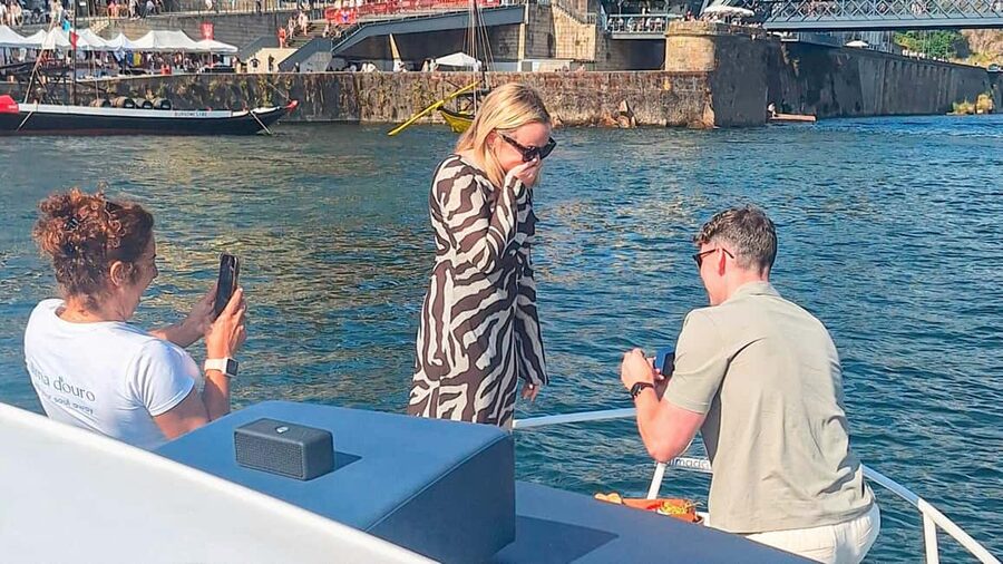 Porto: Private Douro River Cruise – 6 Bridges & Sunset - What makes the private format worth $82?