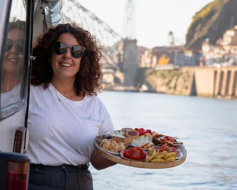 Porto: Private Douro River Cruise – 6 Bridges & Sunset - Ribeira, Dom Luís Bridge, and Cais de Gaia