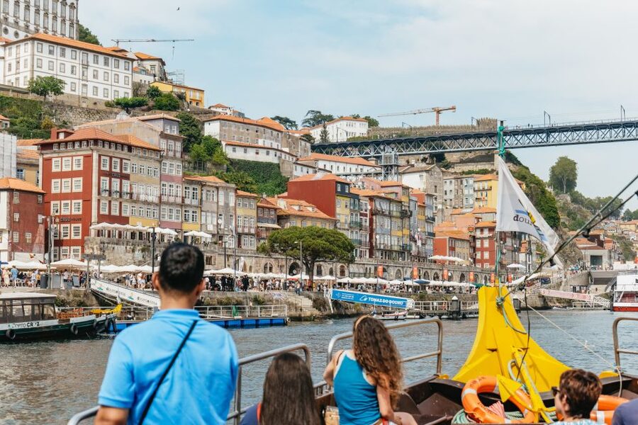 Porto: River Douro 6 Bridges Cruise - Choosing Porto or Vila Nova de Gaia