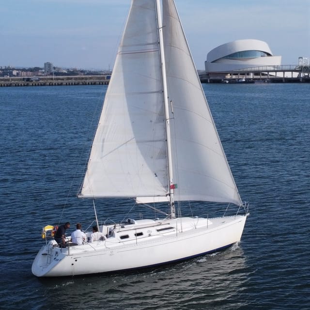 Porto: Sail the Douro River Private 3-Hour Cruise - Key points at a glance