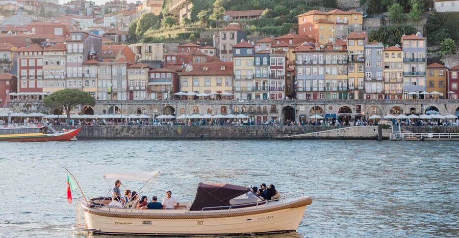 Porto: Six Bridges Douro River Cruise with Drinks - Port tasting without a winery visit
