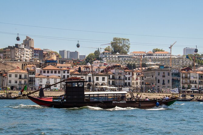 Porto Six Bridges Panoramic Cruise on the Douro River - Choosing between Porto and Gaia departure points