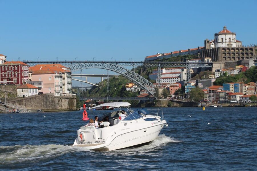 Porto: Small-Group 6 Bridges Douro River Cruise w/ Drink - Cais de Gaia and the Port wine connection