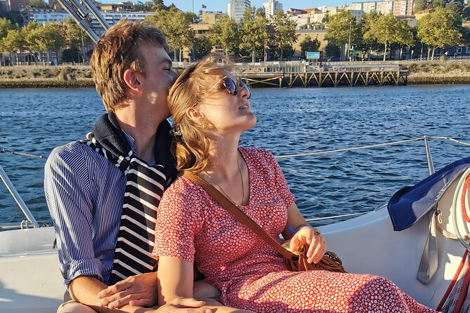 Porto: Sunset or Daytime, Charming Sailboat Cruise on the Douro River - Cais de Gaia and the world of Port wine