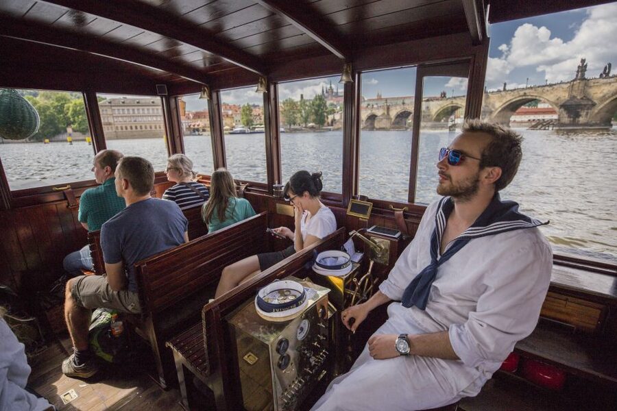 Prague: 3–Hour Castle Grounds Walking Tour and River Cruise - Charles Bridge, with time to look up