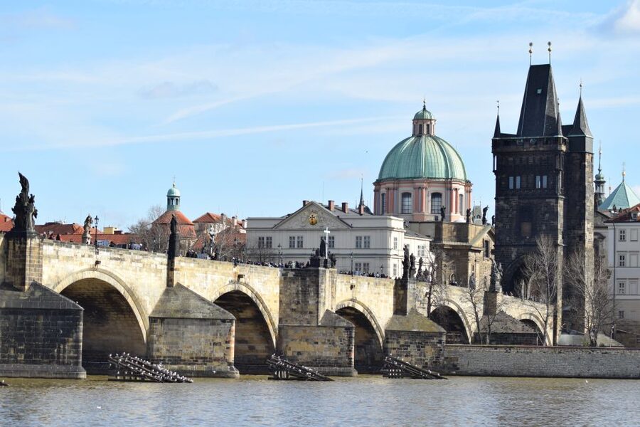 Prague: 3-hour Evening River Cruise with Dinner - Who will enjoy this evening most