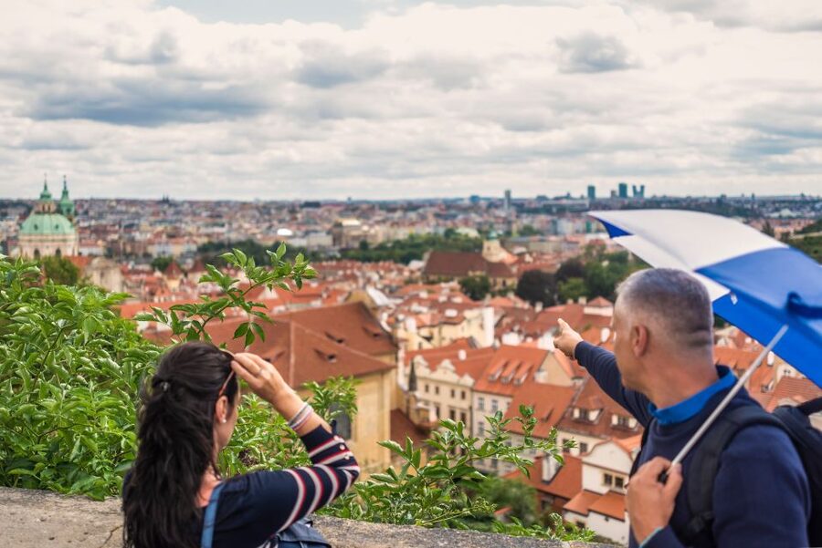 Prague: 6-Hour Tour with River Boat Cruise and Lunch - Hradcany and the road to the Castle
