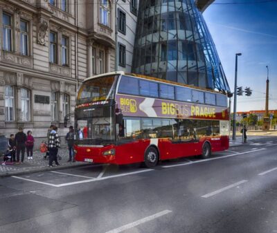 Big Bus Hop-on Hop-off, Castle Tour and River Cruise