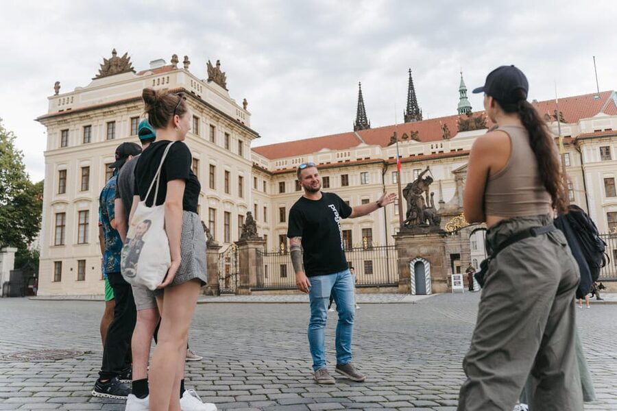Prague: Full-Day Old Town, River Cruise & Prague Castle Tour - Old Town streets, Astronomical Clock, and the Jewish Quarter