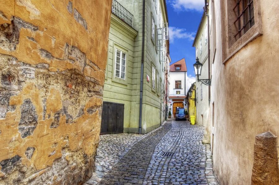 Prague: Full-Day Tour with Lunch and River Boat Cruise - Wenceslas Square and the modern Czech story