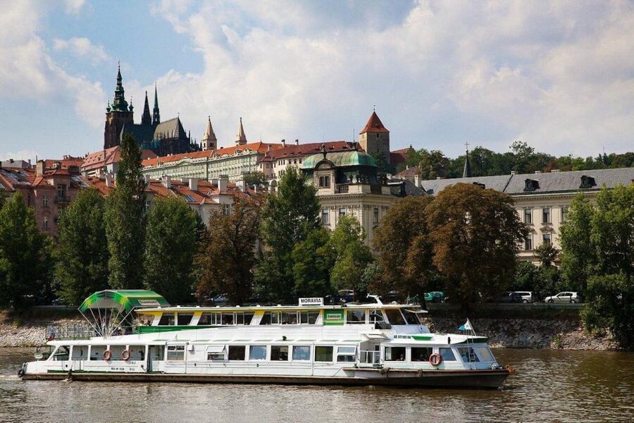 Prague: Lunch Cruise on Vltava River with open Buffet - Charles Bridge from the Vltava