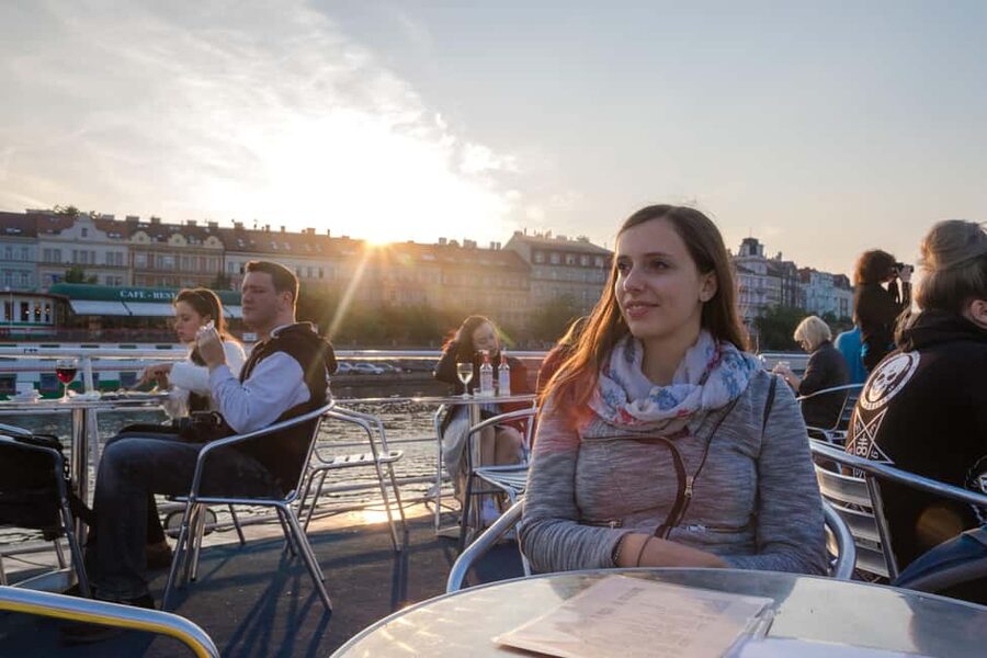 Prague: Panoramic Vltava River Cruise - Finding Classic River at pier 17