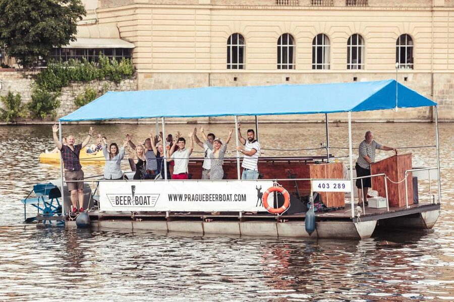 Prague: Private Cycle Boat River Tour with Beer or Prosecco - Boat condition and service: the important trade-off