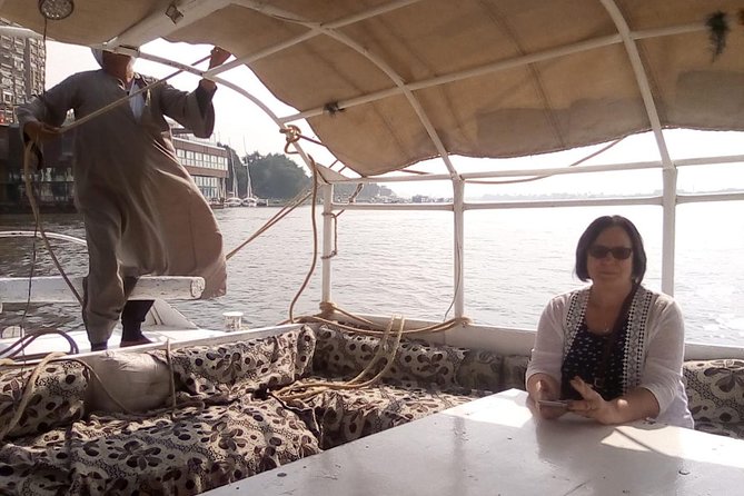 Private 60 min Felucca Ride on Nile and lunch in Cairo - Egyptian lunch after the boat ride