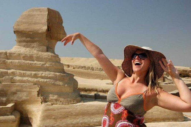 Private Day Tour to Giza Pyramids, Sphinx & Saqqara + Luxury Nile Dinner Cruise - An evening Nile cruise changes the pace