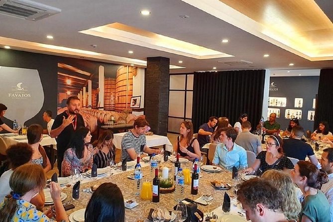 Private Douro Valley Wine Tour: 2 Wine Estates, Lunch and Cruise - What your guide adds to the day