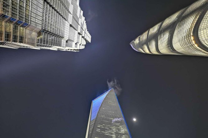 Private Evening Tour: VIP Huangpu River Cruise and Shanghai Lights - Yuyuan Old Street at about 7 PM