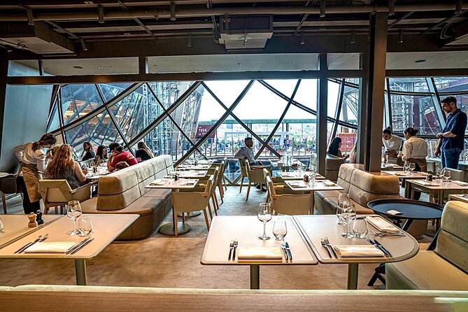 Private Tour, Luxury Eiffel Tower Lunch, Seine Cruise & Louvre - Why this package works for a first Paris day