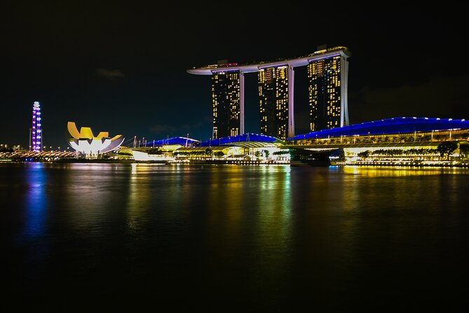 Private Tour: Nighttime Sightseeing with River Cruise - The 6pm pickup and private ride