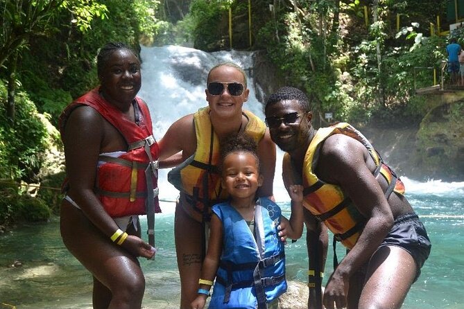 Private Transport to River Tubing or Rafting and Blue Hole combo - The Blue Hole is the main event
