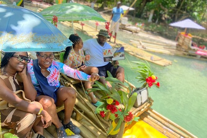 Private Transport to River Tubing or Rafting and Blue Hole combo - What the 4 to 5 hours really includes