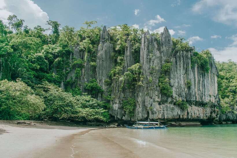 Puerto Princesa: Underground River, Zipline, Paddleboat Tour - Key points to know before booking