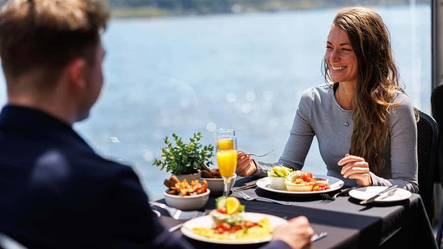 Québec City: Weekend River Brunch Cruise - Why a brunch cruise works well in Québec City