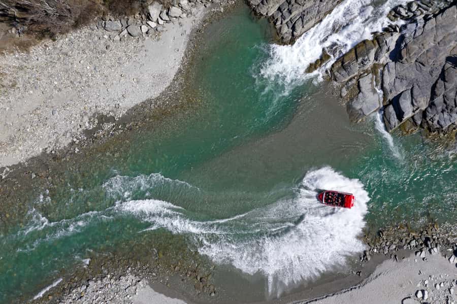 Queenstown: Shotover River Extreme Jet Boat Experience - The drivers shape the experience