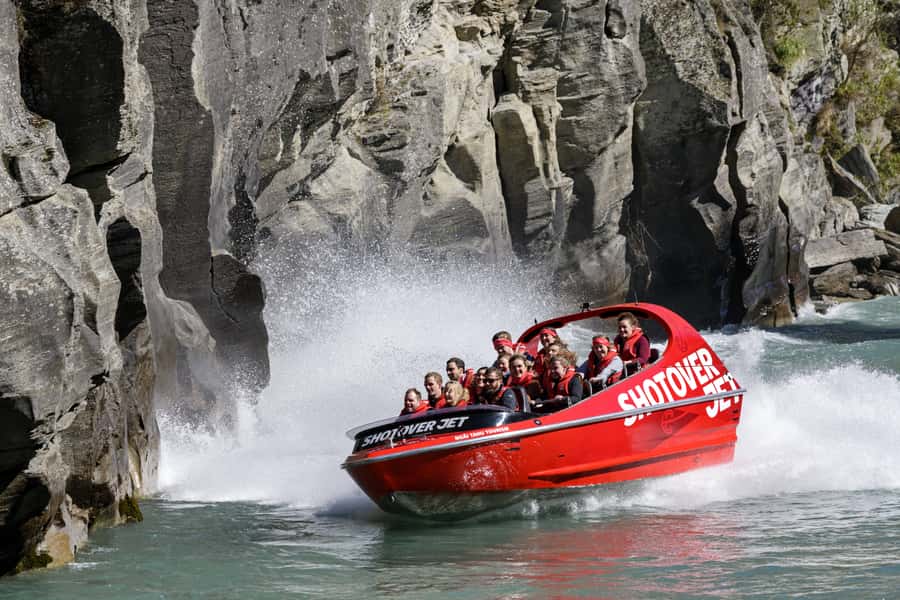 Queenstown: Shotover River Extreme Jet Boat Experience - Who will enjoy this most?